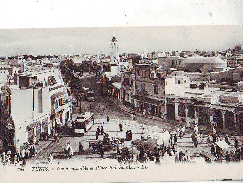 TUNISIE TUNIS vue d'ensemble et place bab-souika