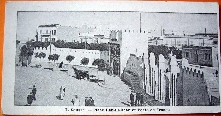 Tunisie - CP N° AM280 - Sousse Place Bab El Bhar - CPA/Mignonette/N