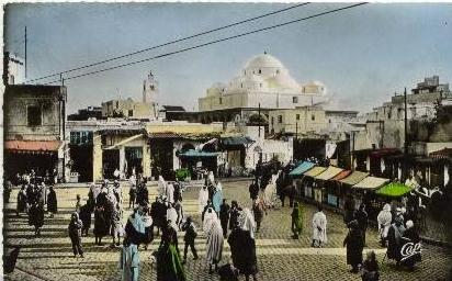 TUNIS - Place Bab Souika