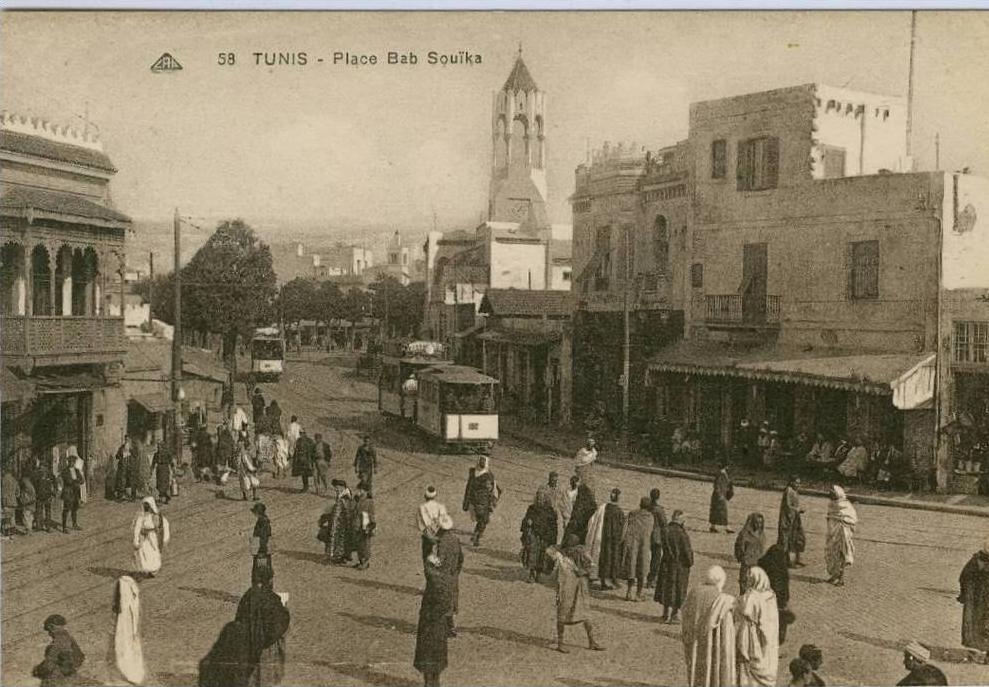 TUNIS - Place Bab Souïka