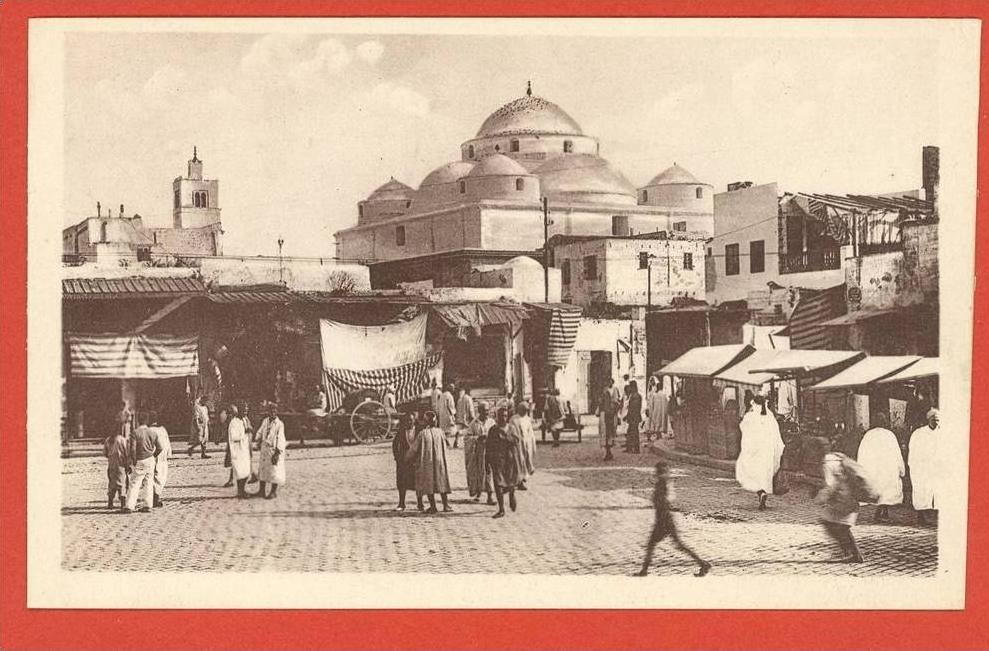 TUNIS cpa animée Place Bab Souika 409 LL