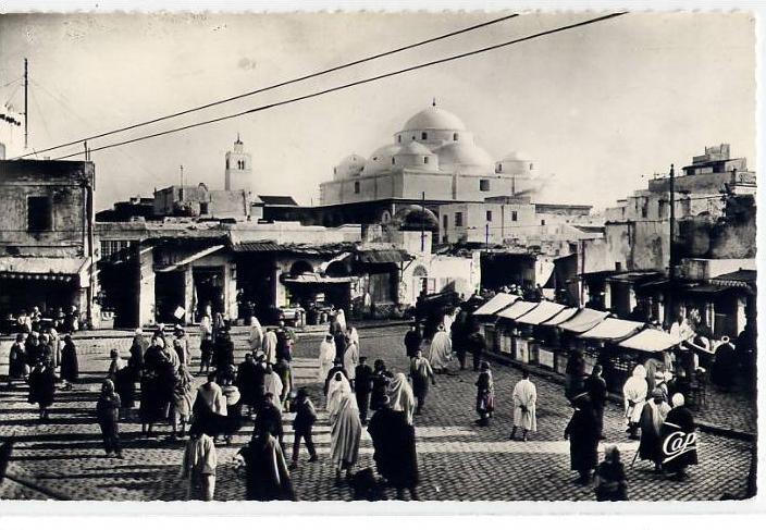 TUNIS - PLACE BAB SOUIKA