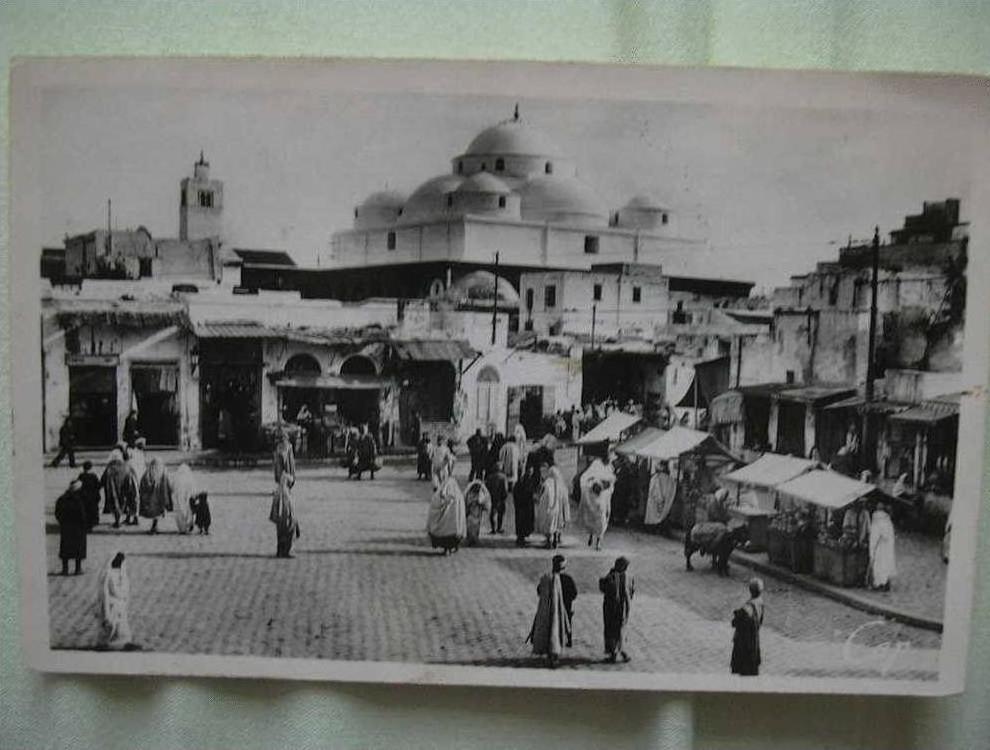 TUNIS PLACE BAB SOUIKA