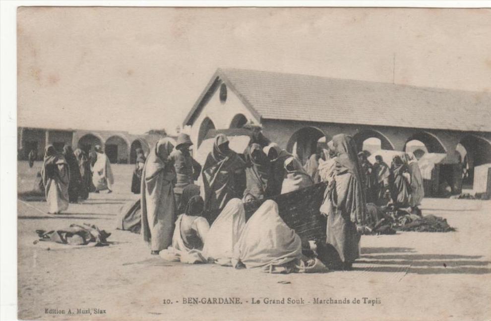 cpa animée BEN-GARDANE - le Grand Souk - Marchands de Tapis- 1914