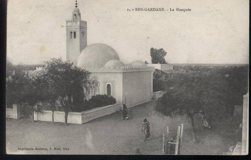 TUNISIE....TUNIS...BEN GARDANE...LA MOSQUEE........‹(•¿•)›