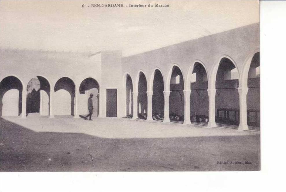 TUNISIE , BEN-GARDANE , INTERIEUR DU MARCHE