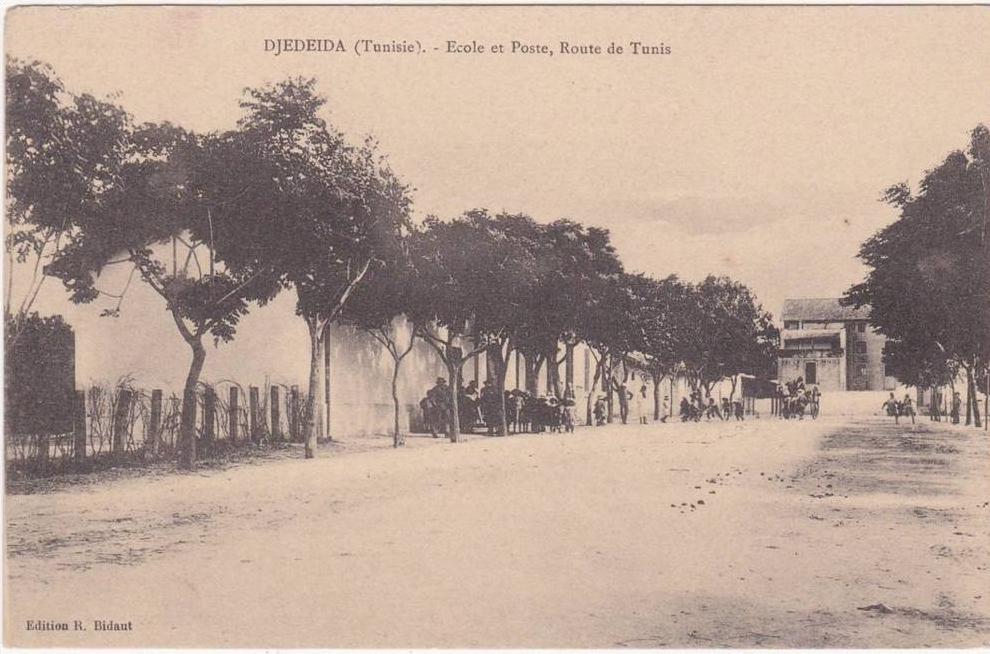 Djedeida (Tunisie) école et poste route de Tunis