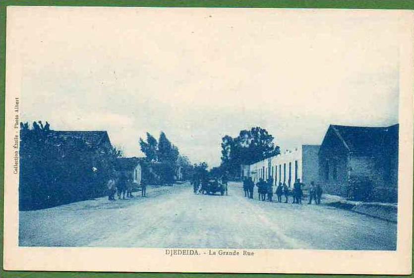 AFRIQUE. TUNISIE. DJEDEIDA. Vue sur La Grande Rue.