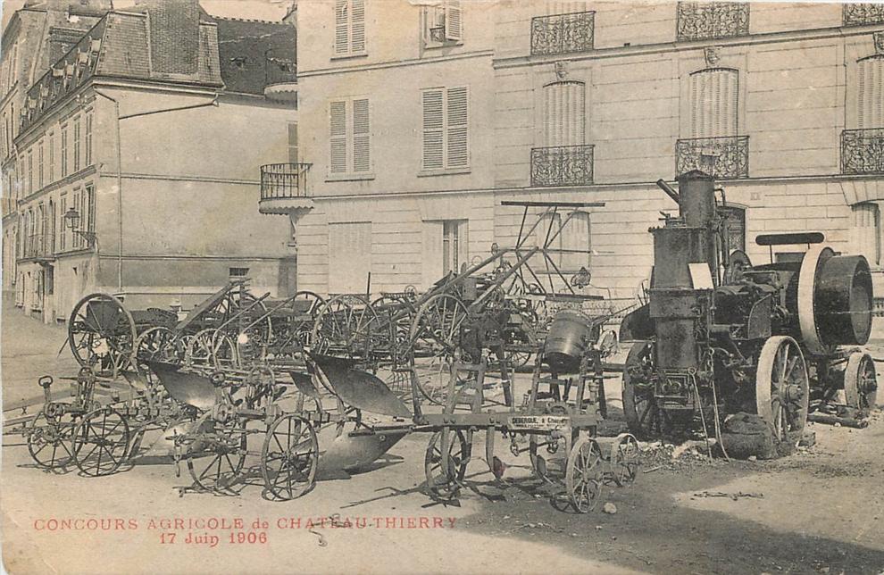 77 RARE CHATEAU THIERRY CONCOURS AGRICOLE DE 1906 TRES GROS PLAN SUR MACHINES VOIR VERSO PUBLICITE DEBERGUE