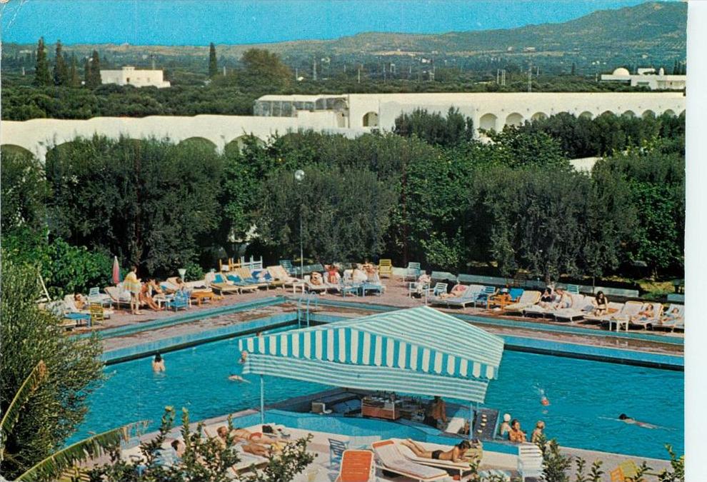 Hotel Hammamet, Hammamet, Tunisia Tunisie postcard used posted to UK 1982 stamp