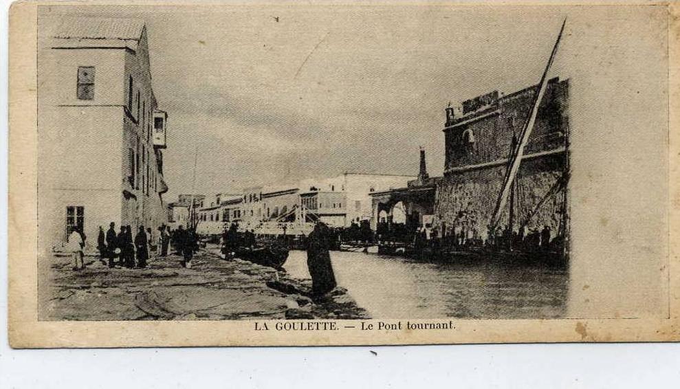 TUNISIE . LA GOULETTE . Pont tournant . format 70x138 ( mignonette ) .