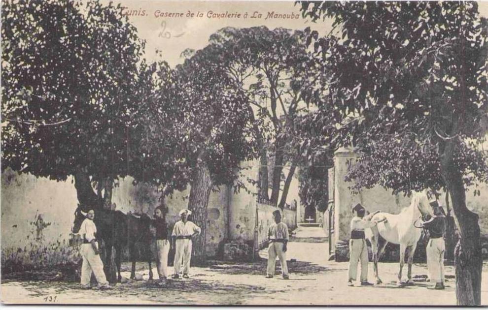 TUNIS - Caserne de la Cavalerie à la Manouba