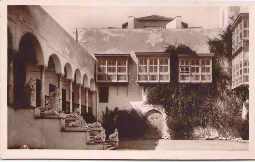 TUNIS - Le Bardo - La Cour du Palais